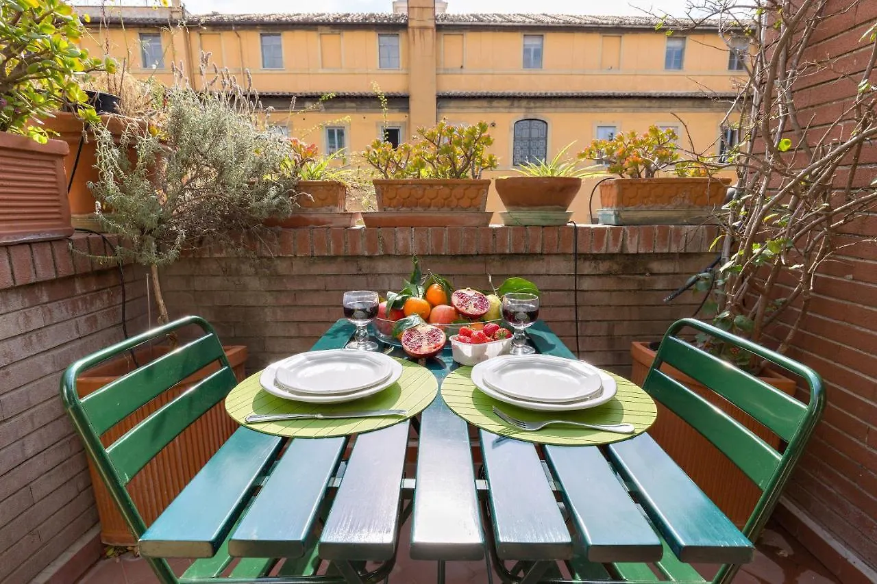 Rome As You Feel - Luxury Cappellari Apartment 0*,  איטליה